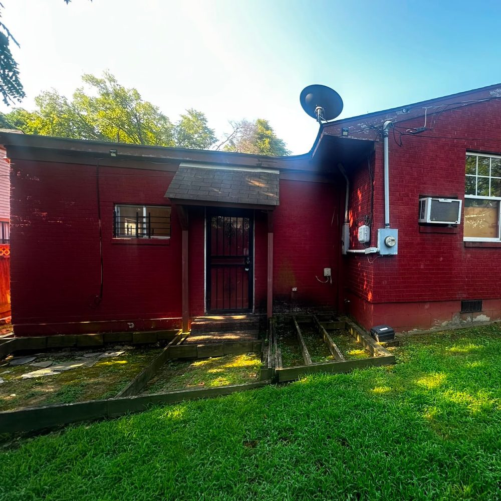 Propiedad en remate - exterior trasero